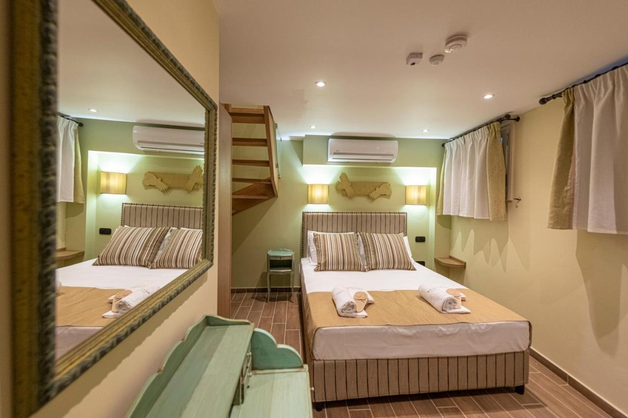Ipelhome - Plaka Boutique Apartments أثينا المظهر الخارجي الصورة