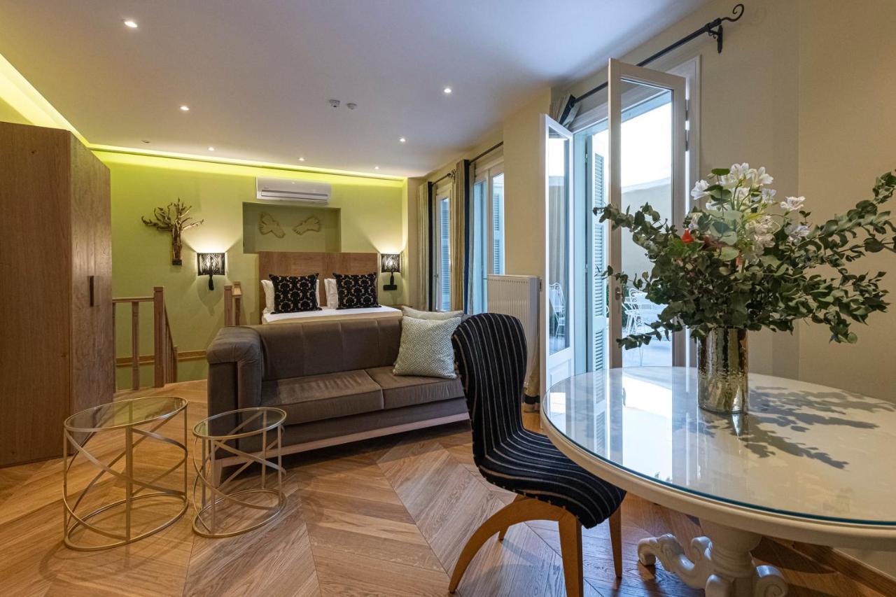 Ipelhome - Plaka Boutique Apartments أثينا المظهر الخارجي الصورة