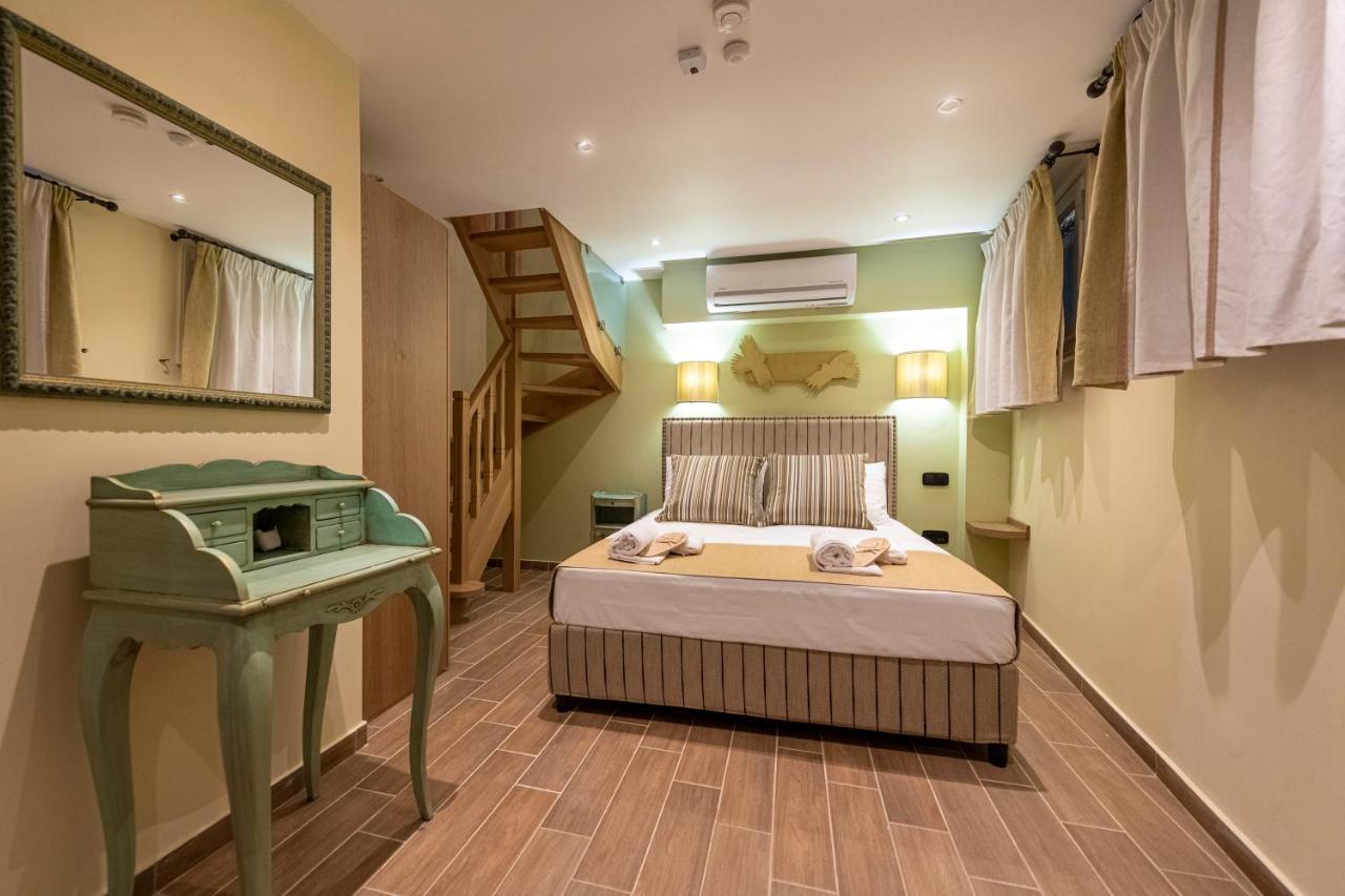 Ipelhome - Plaka Boutique Apartments أثينا المظهر الخارجي الصورة