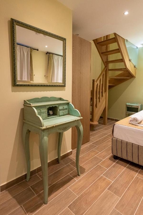 Ipelhome - Plaka Boutique Apartments أثينا المظهر الخارجي الصورة