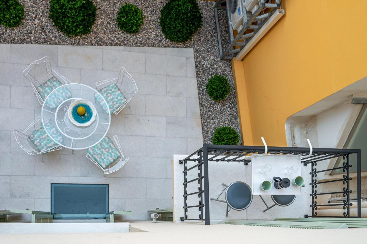 Ipelhome - Plaka Boutique Apartments أثينا المظهر الخارجي الصورة
