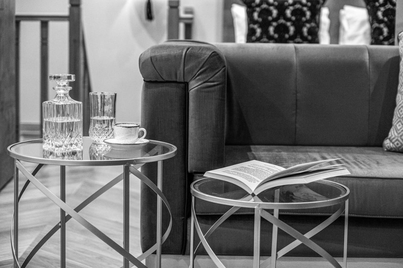 Ipelhome - Plaka Boutique Apartments أثينا المظهر الخارجي الصورة